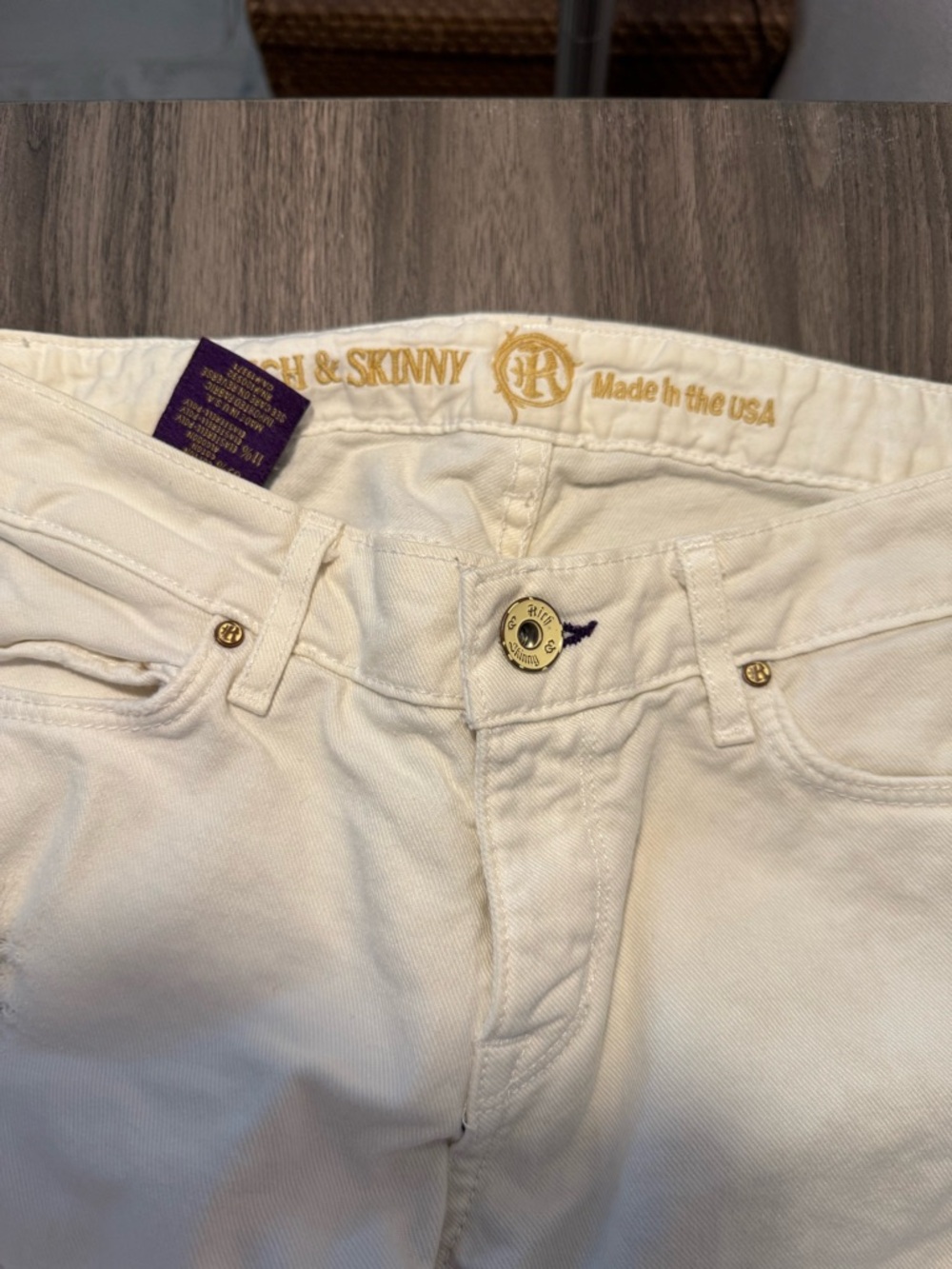 Women’s Rich & Skinny ivory straight leg jeans, size 25 - Picture 5 of 8